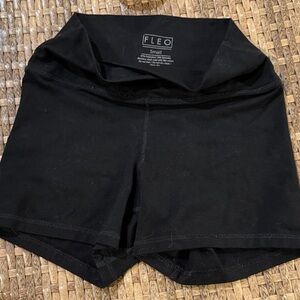 Fleo Women's Classic Black Athletic Shorts